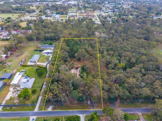 Cottage for sale in Toombul, Queensland