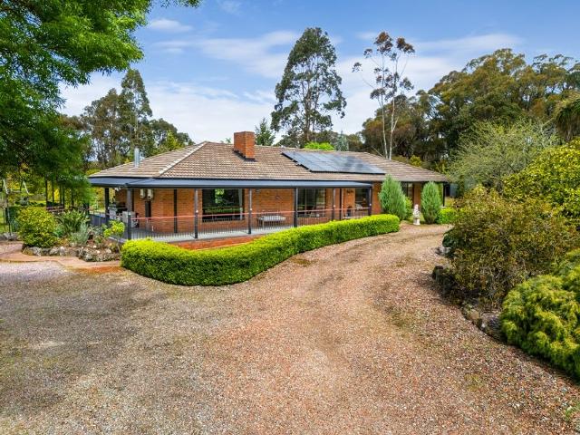 House for sale in Ross Creek, Victoria
