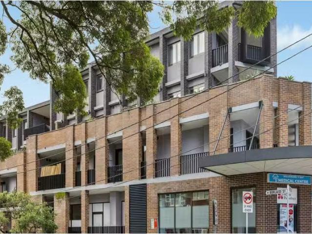 Apartment for rent in Lower North Shore, Sydney