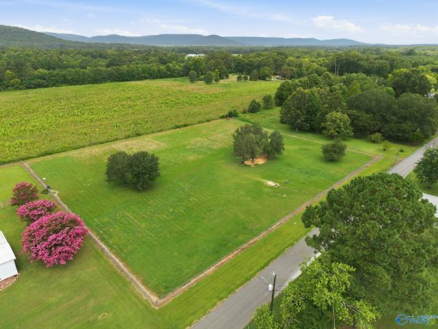 Land for sale in New Hope, Alabama