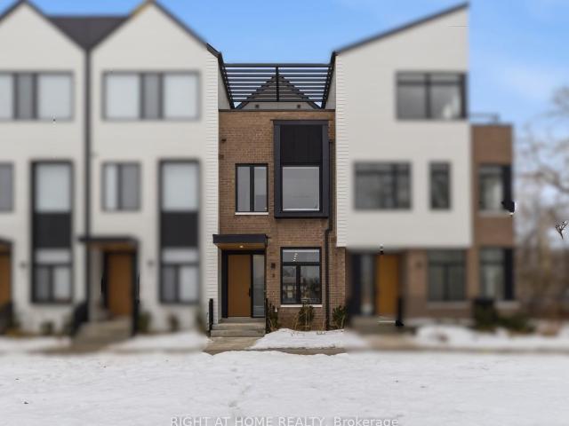 Condo for sale in Woburn, Ontario