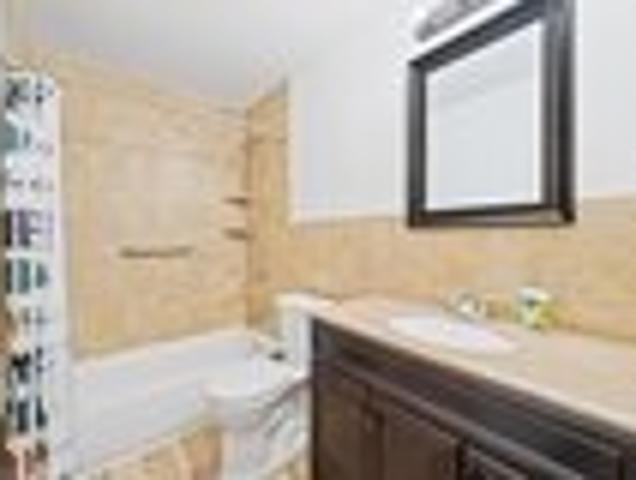 Condo for sale in Bloomfield, New Jersey