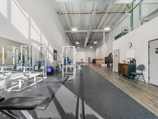 Commercial for rent in Alberta