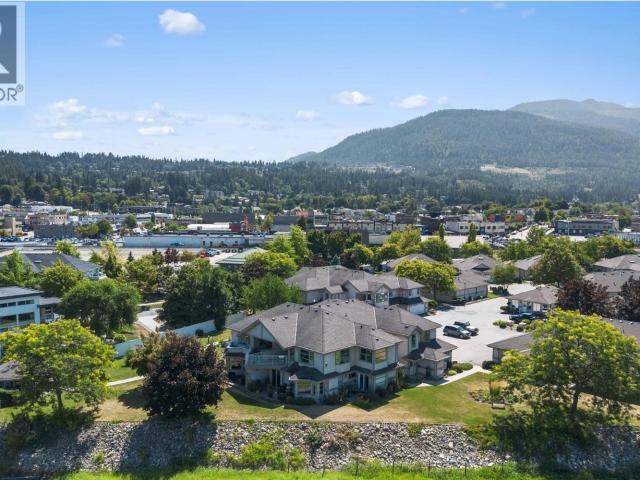 Townhouse for sale in Salmon Arm, British Columbia