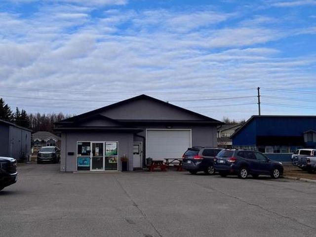 Commercial for rent in Thunder Bay, Ontario