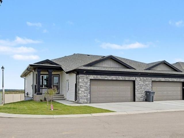Duplex for sale in Spruce Grove, Alberta