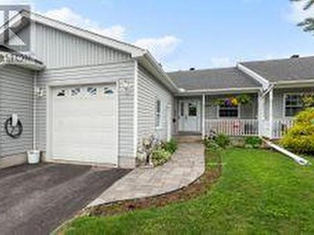 Townhouse for sale in Perth, Ontario