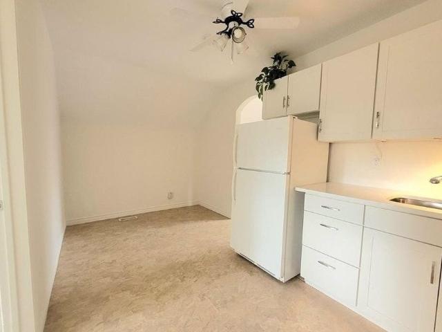 House for rent in Mt. Hope, Kitchener