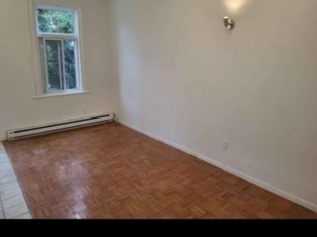 Apartment for rent in St. Leonard's, Quebec