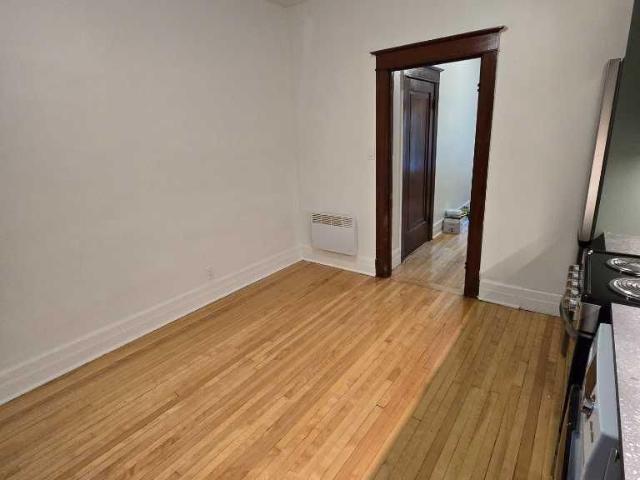 Apartment for rent in Le Plateau-Mont-Royal, Montréal