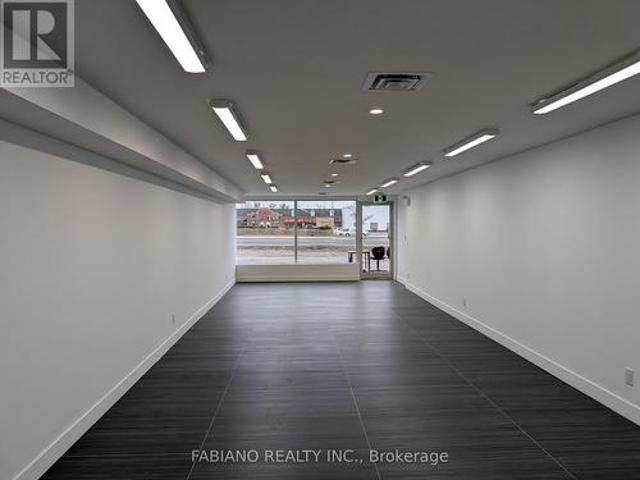 Commercial for rent in York, Ontario