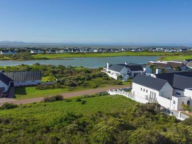 Property for sale in Cape St Francis, Eastern Cape