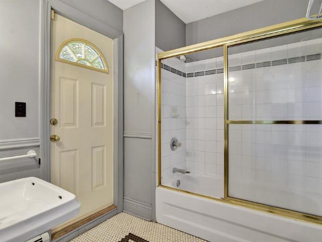 House for rent in Denman Village, Vancouver
