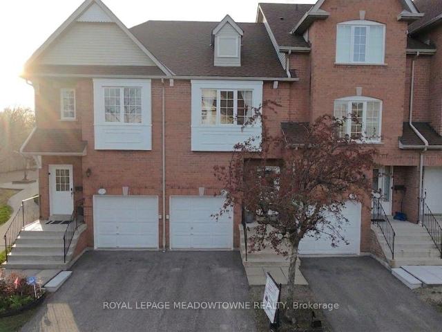 Condo for sale in Woburn, Ontario