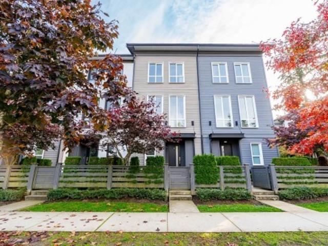 Townhouse for sale in South Surrey, Surrey