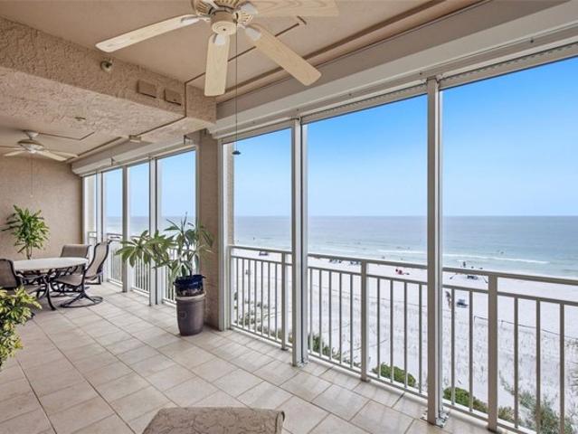 Condo for sale in Indian Rocks Beach, Florida