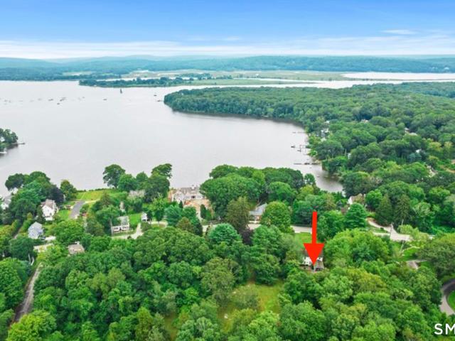 House for sale in Centerbrook, Connecticut