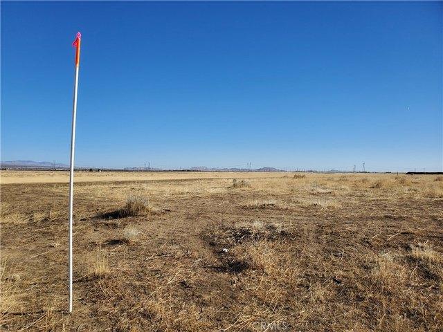 Land for sale in Lancaster, California