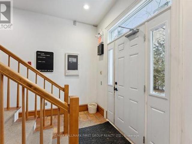 Commercial for rent in Durham, Ontario