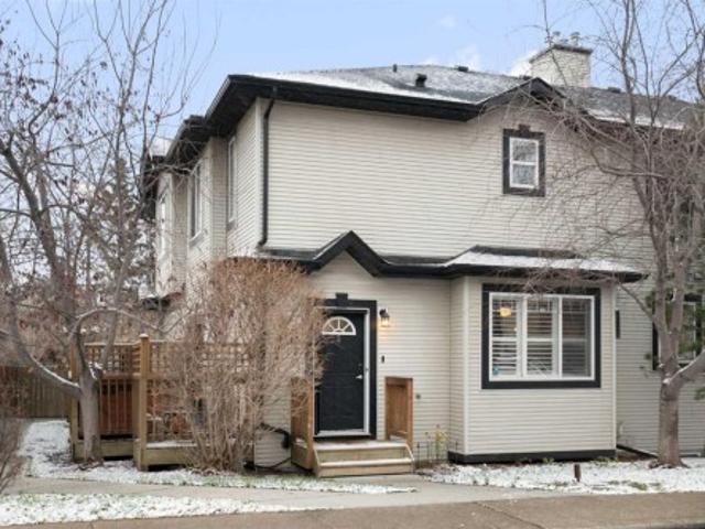 Townhouse for sale in South Calgary, Calgary