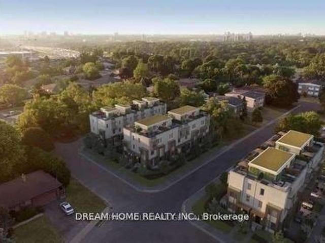 Townhouse for rent in Woburn, Ontario