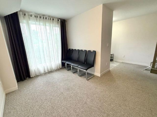 House for rent in Pickering, Golden Horseshoe