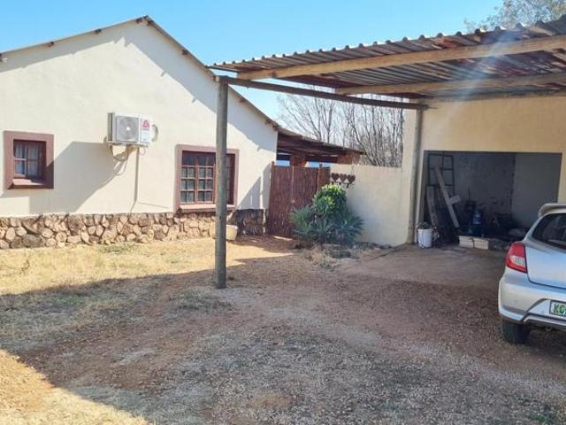 Farm for sale in Hartbeespoort Dam Nature Reserve, North West
