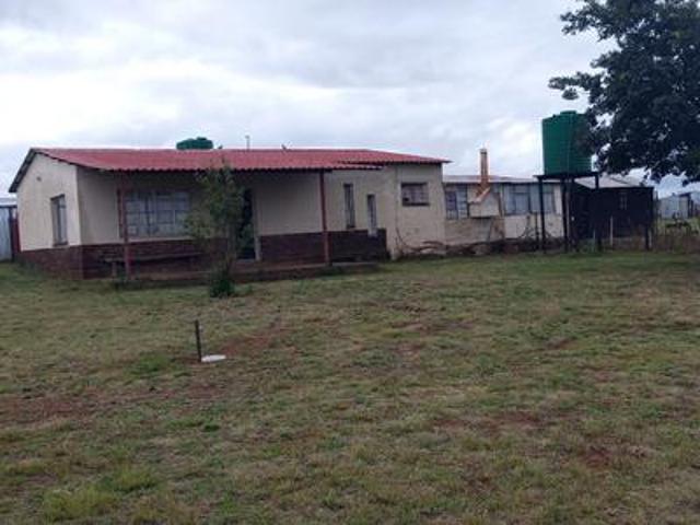 House for sale in Mohlakeng, Gauteng