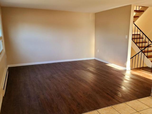 House for rent in Amherstview, Loyalist
