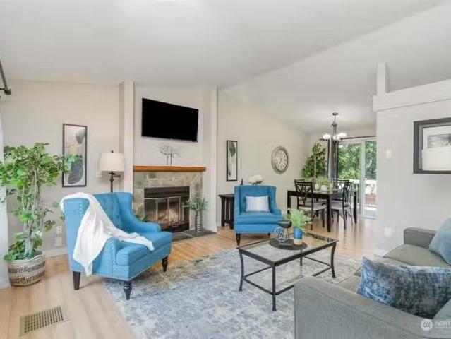 Condo for rent in Everett
