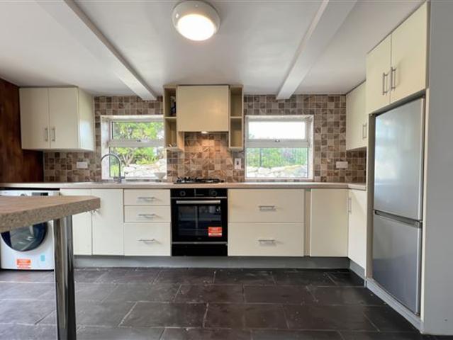 Detached House to rent in Baltinglass, North Tipperary