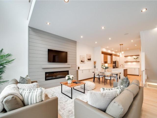 House for sale in Wedgewood, Alberta
