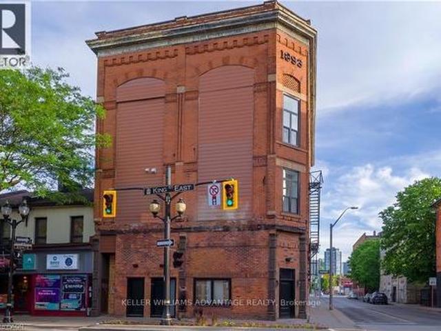Commercial for rent in Ancaster, Ontario