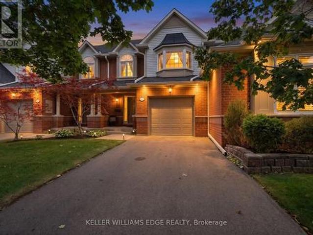 Townhouse for sale in Burlington, Ontario