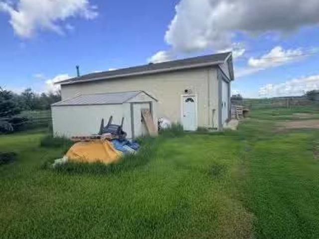House for sale in Alberta