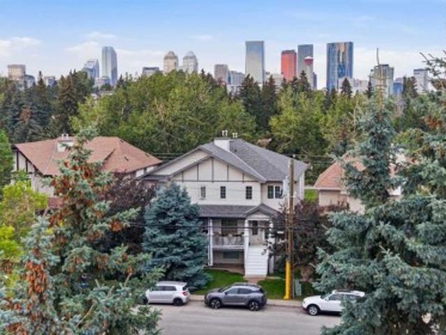 Townhouse for sale in Northwest, Alberta