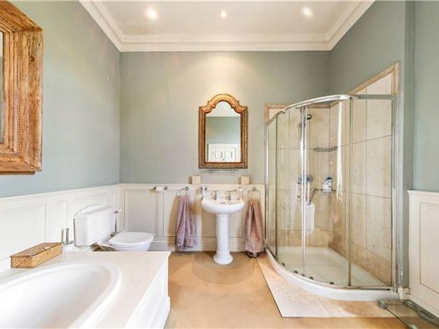 Detached House for sale in Dun Laoghaire, North Tipperary