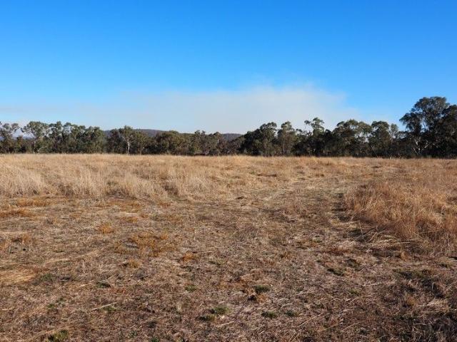 Land for sale in Redbank, Victoria