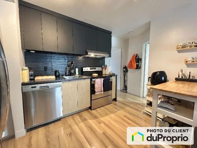 Apartment for rent in Zone industrielle de la Canardière, Québec
