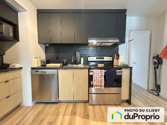 Apartment for rent in Zone industrielle de la Canardière, Québec