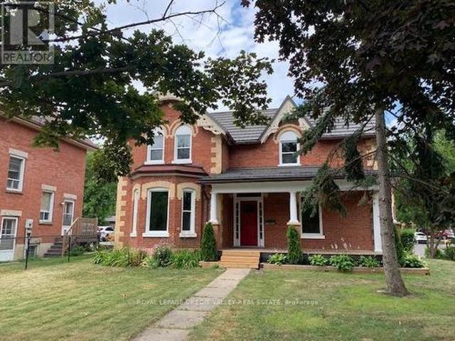 Commercial for rent in Georgina, Ontario