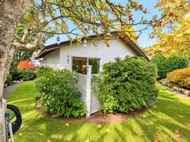 Property for sale in View Royal, Capital Regional District