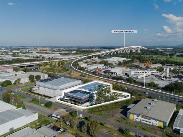 Warehouse for rent in Toombul, Queensland