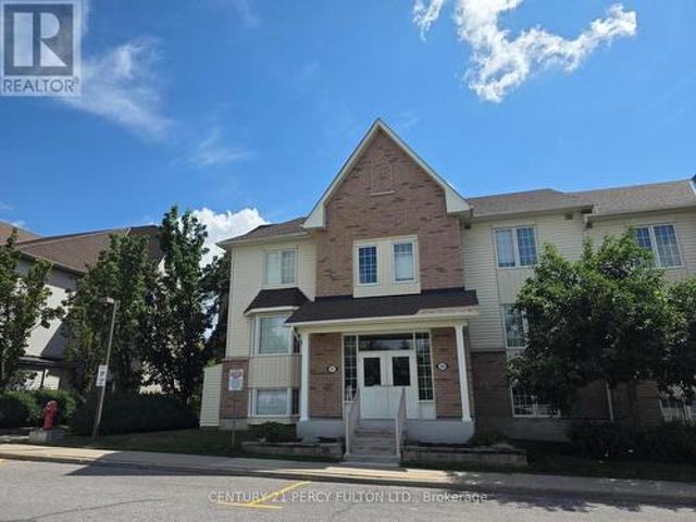 Townhouse for rent in Durham, Ontario