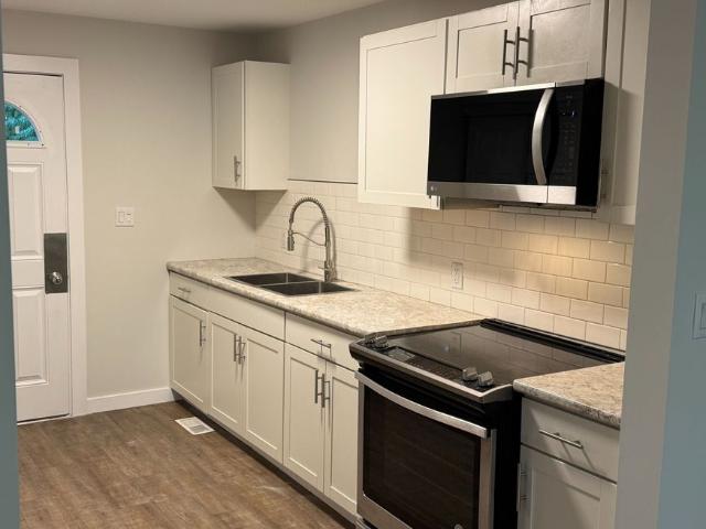 House for rent in Fort Erie, Golden Horseshoe