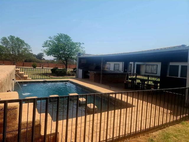 Farm for sale in Waterkloof, Gauteng