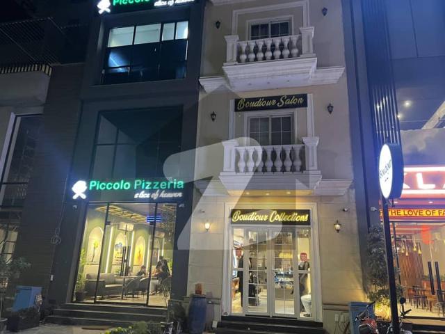 Building for sale in Faisalabad, Islamabad Capital Territory