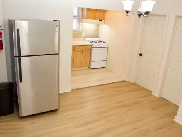 Condo for rent in Clifton
