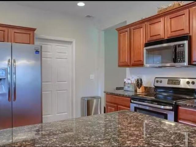 Condo for rent in Sterling Heights