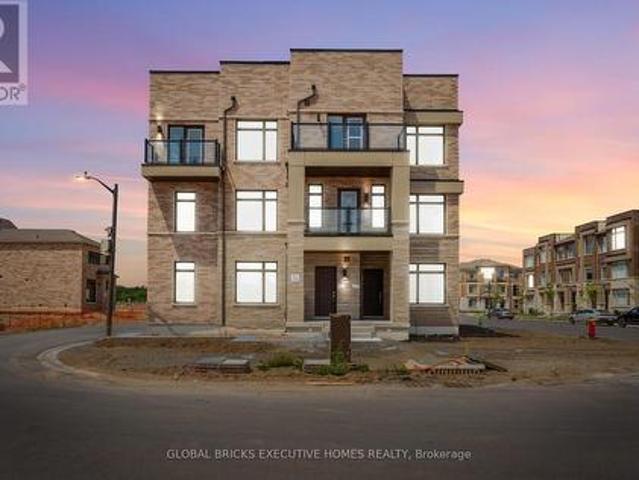House for rent in Oakville, Ontario